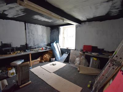 Work Shop / Hobby Room